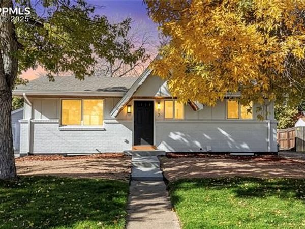 367 S Queen Circle, Lakewood, CO 80226