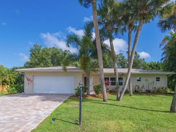1880 36th Avenue, Vero Beach, FL 32960