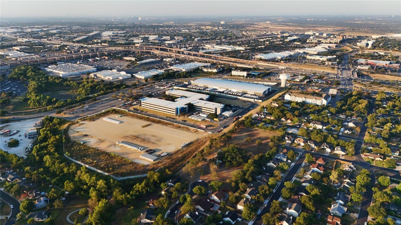 2211 Lancaster Gate Cv, Round Rock, TX 78664 Main Photo