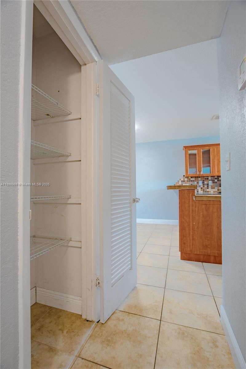 120 Royal Palm Rd, Unit 315, Hialeah Gardens, FL 33016 Photo