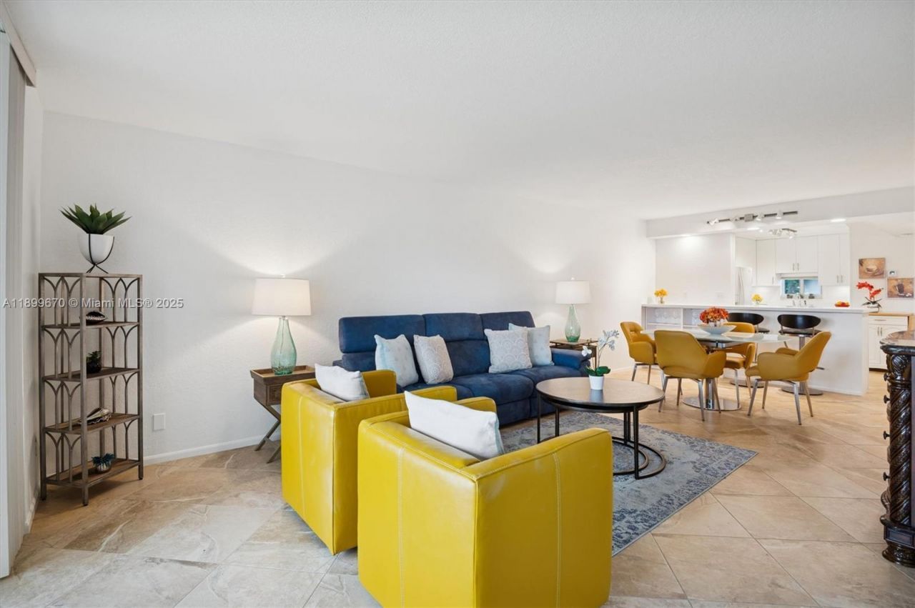 411 S Hollybrook Dr, Unit 204, Pembroke Pines, FL 33025 Photo