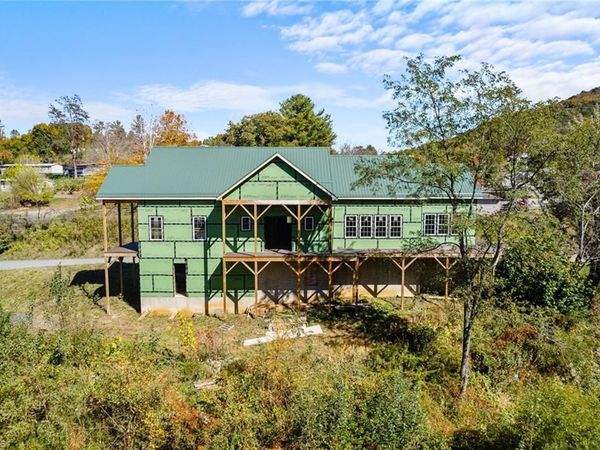 101 Pennwill Parkway, West Jefferson, NC 28694