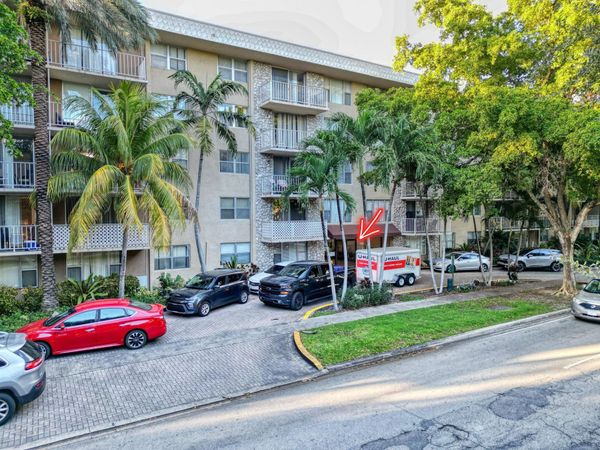 1805 Sans Souci Boulevard, Unit 507, North Miami, FL 33181