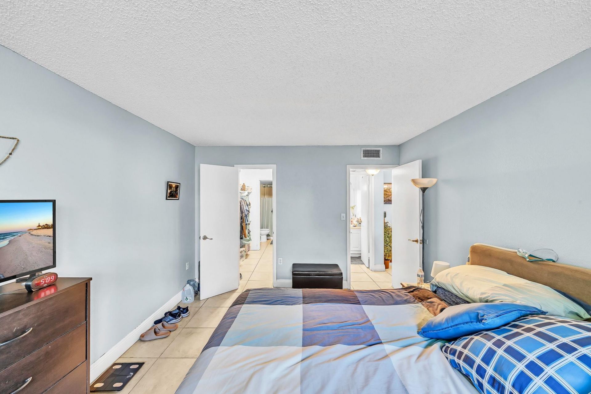 1805 Sans Souci Boulevard, Unit 507, North Miami, FL 33181 Photo