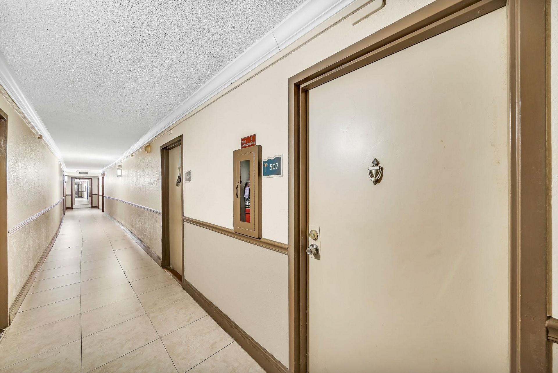 1805 Sans Souci Boulevard, Unit 507, North Miami, FL 33181 Photo