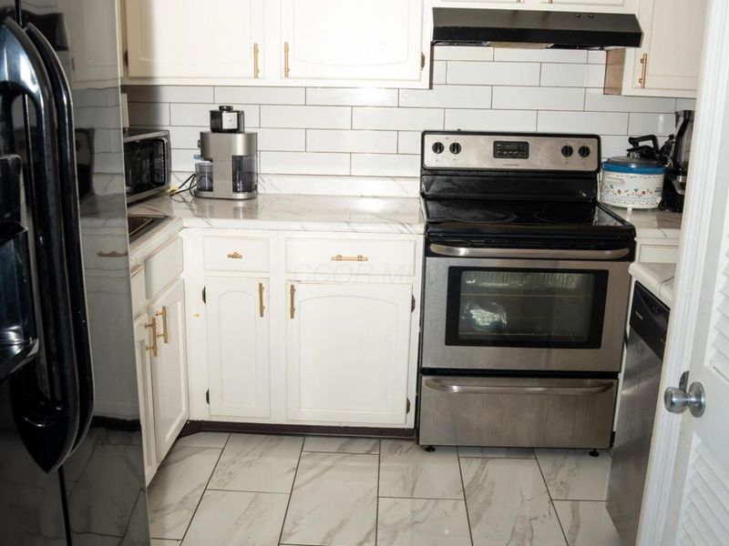 494 Pamlico Street, Unit T6, Columbus, OH 43228 Photo 9