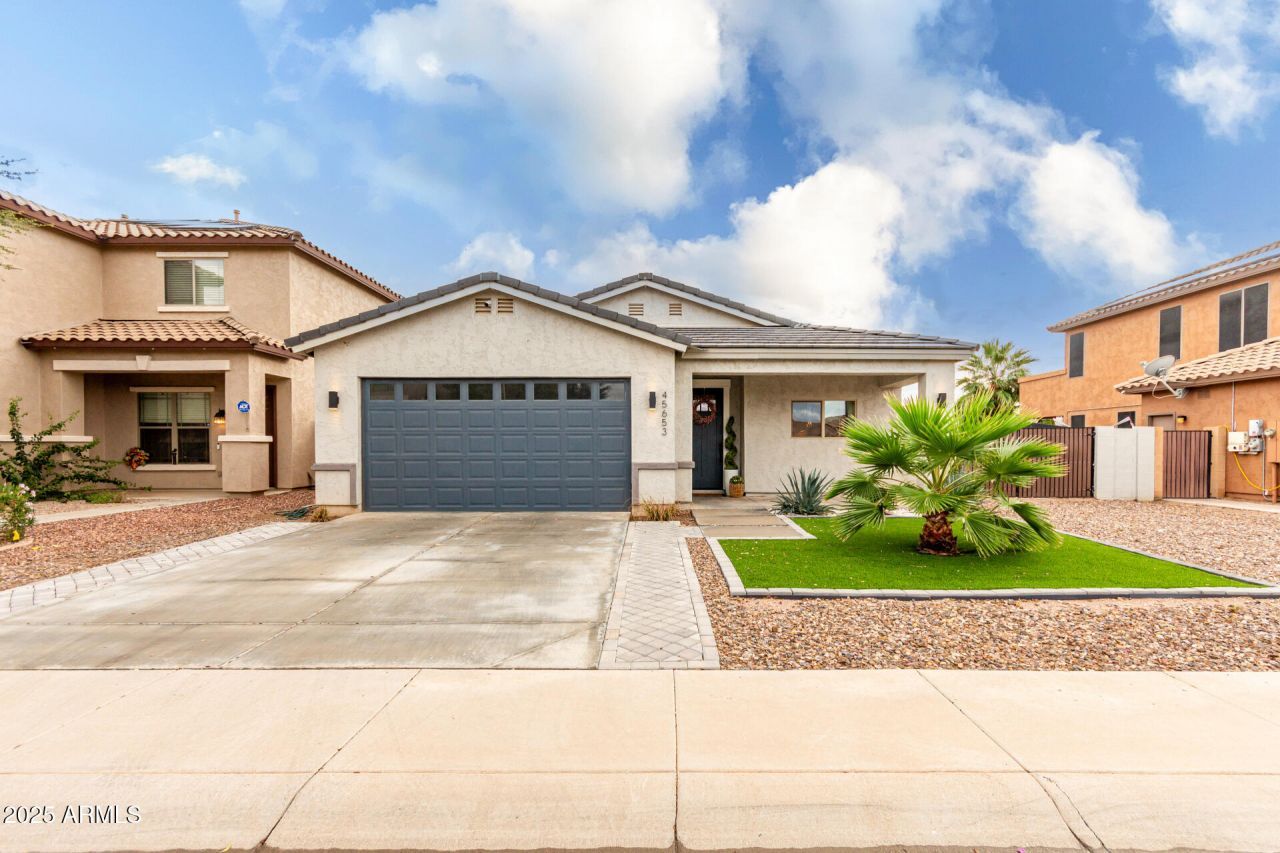 45653 W Keller Drive, Maricopa, AZ 85139 Main Photo