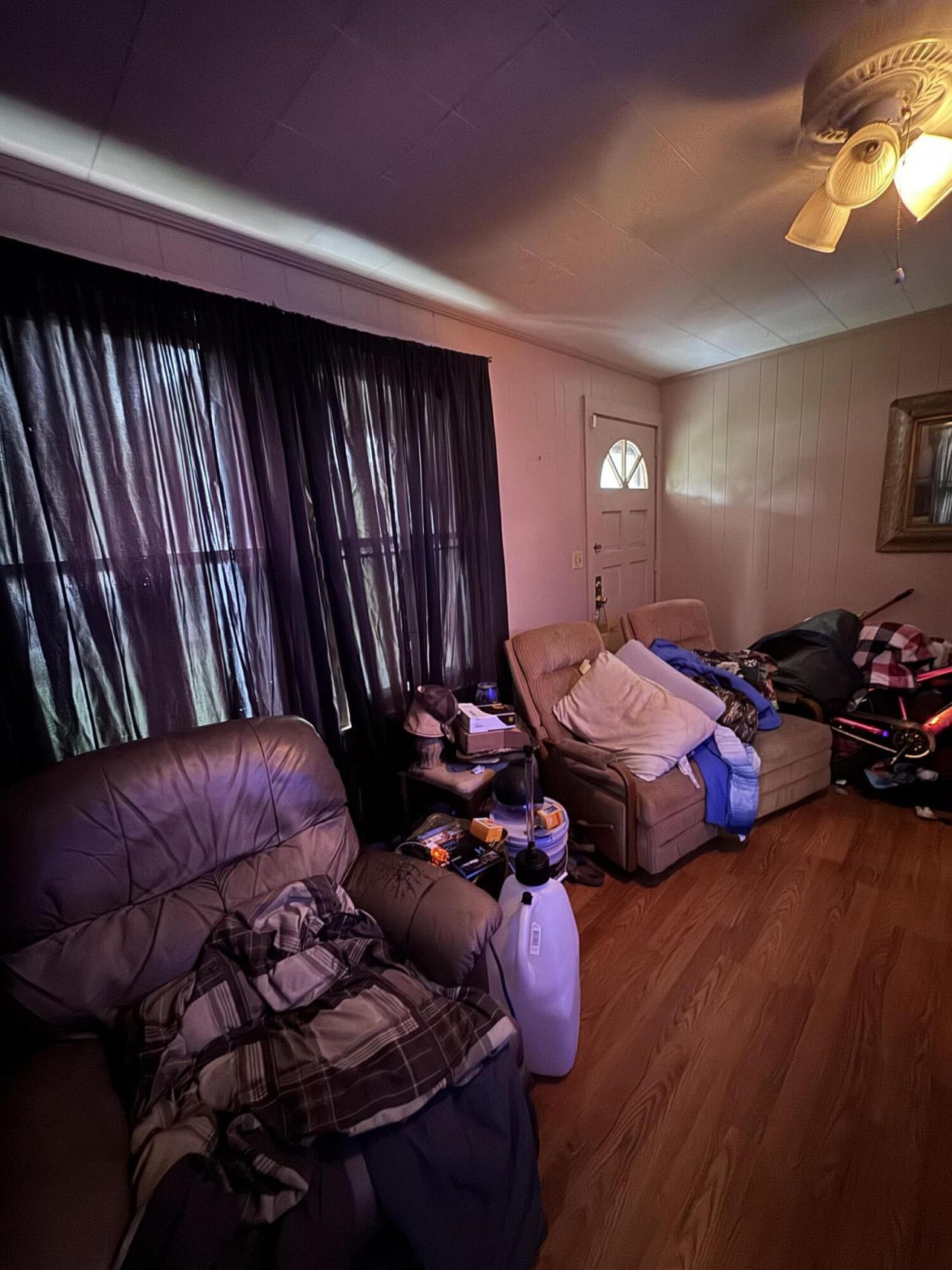 808 W 1st Street Photo 9