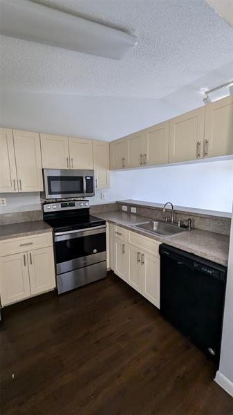 9919 Nob Hill Lane, Unit 9919, Sunrise, FL 33351 Photo