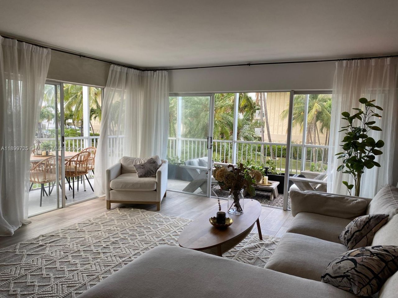 550 Ocean Dr, Unit 2D, Key Biscayne, FL 33149 Photo