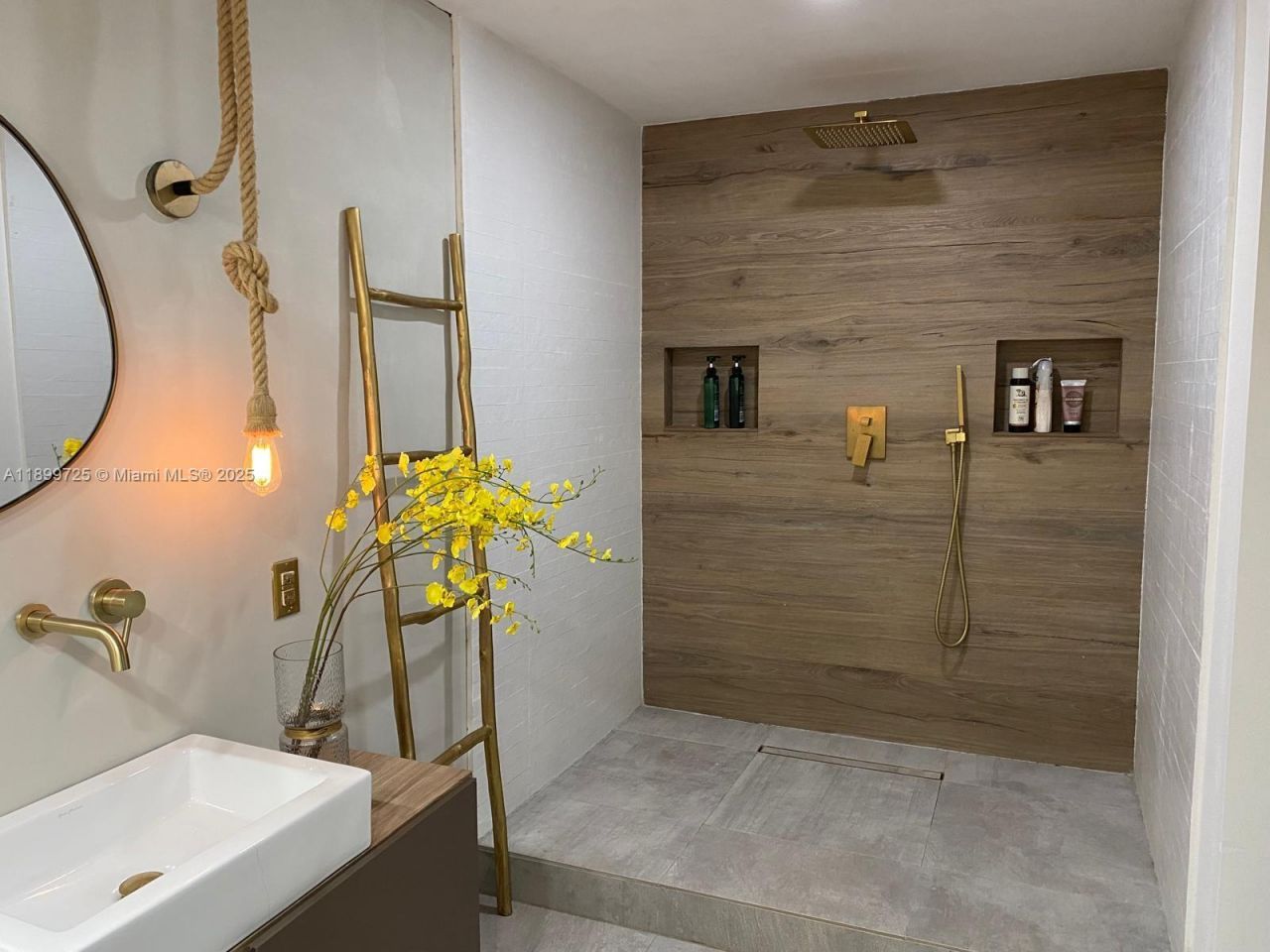 550 Ocean Dr, Unit 2D, Key Biscayne, FL 33149 Photo