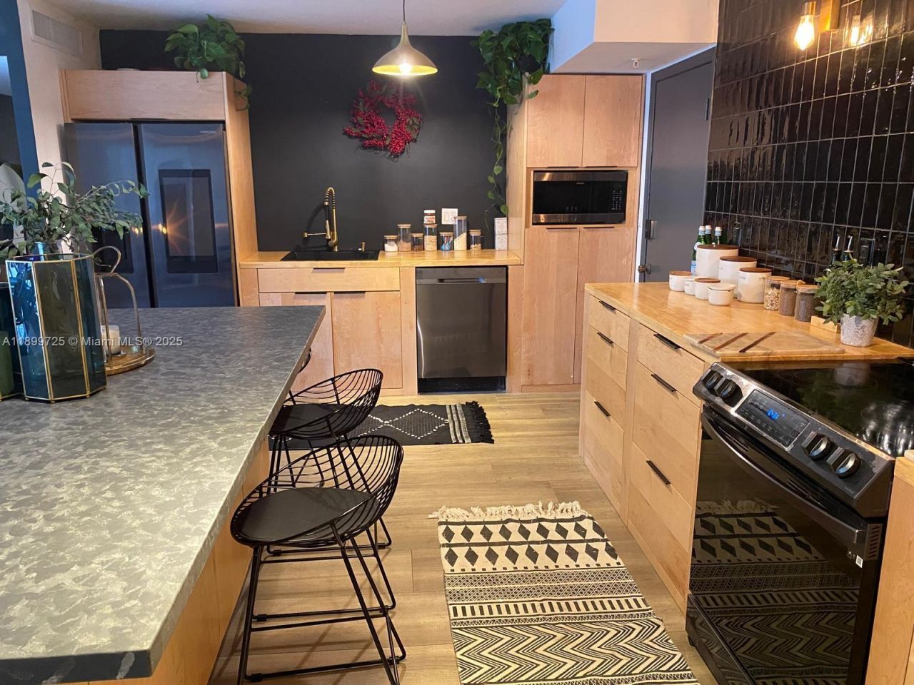 550 Ocean Dr, Unit 2D, Key Biscayne, FL 33149 Photo