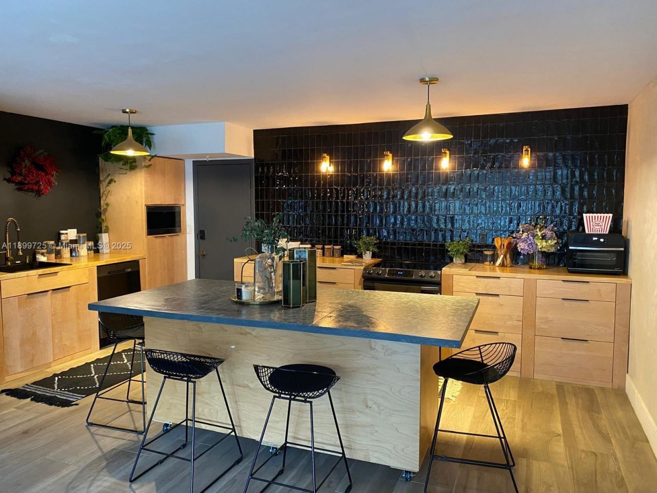 550 Ocean Dr, Unit 2D, Key Biscayne, FL 33149 Photo