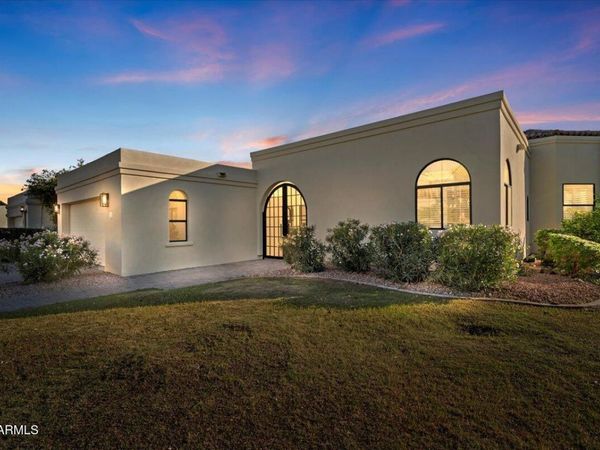 3800 E LINCOLN Drive, Unit 42, Phoenix, AZ 85018