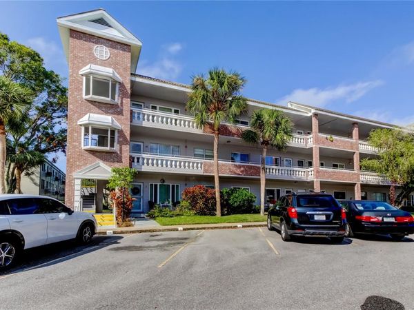 2460 PERSIAN DRIVE, Unit 26, CLEARWATER, FL 33763