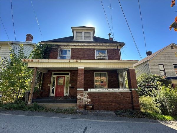 542 Franklin St., Freeport, PA 16229