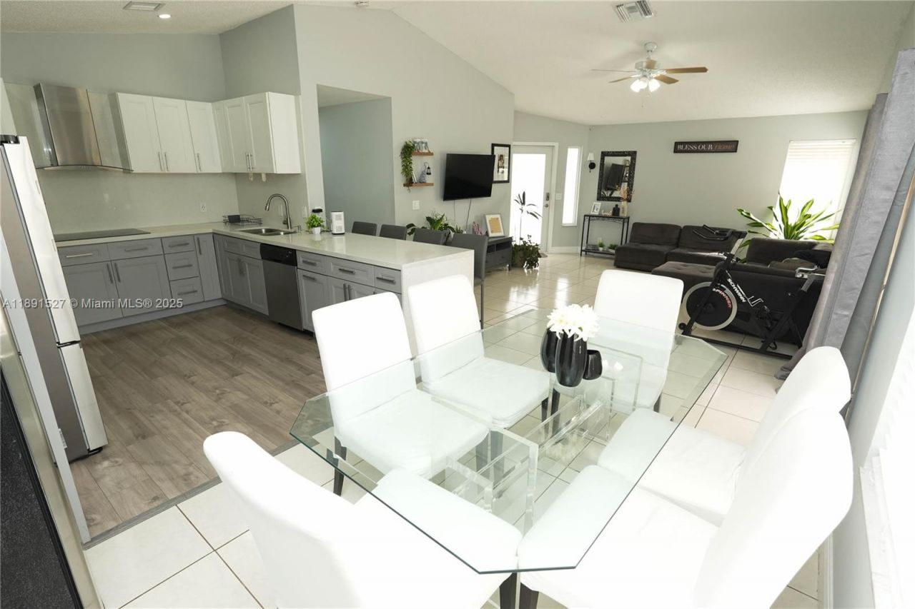 3460 NW 21st St, Coconut Creek, FL 33066 Photo