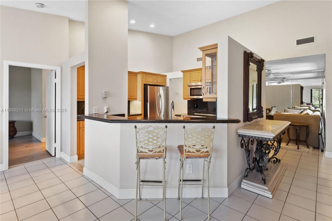 3709 Alcantara Ave, Unit A-83, Doral, FL 33178 Photo