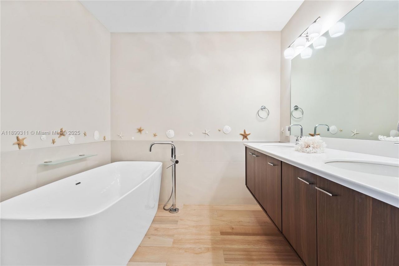 3709 Alcantara Ave, Unit A-83, Doral, FL 33178 Photo