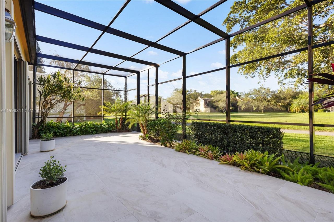 3709 Alcantara Ave, Unit A-83, Doral, FL 33178 Photo