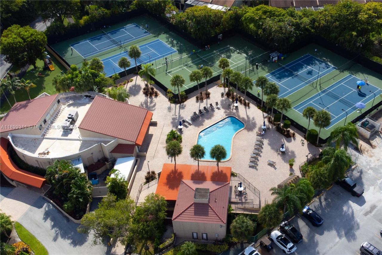 3709 Alcantara Ave, Unit A-83, Doral, FL 33178 Photo