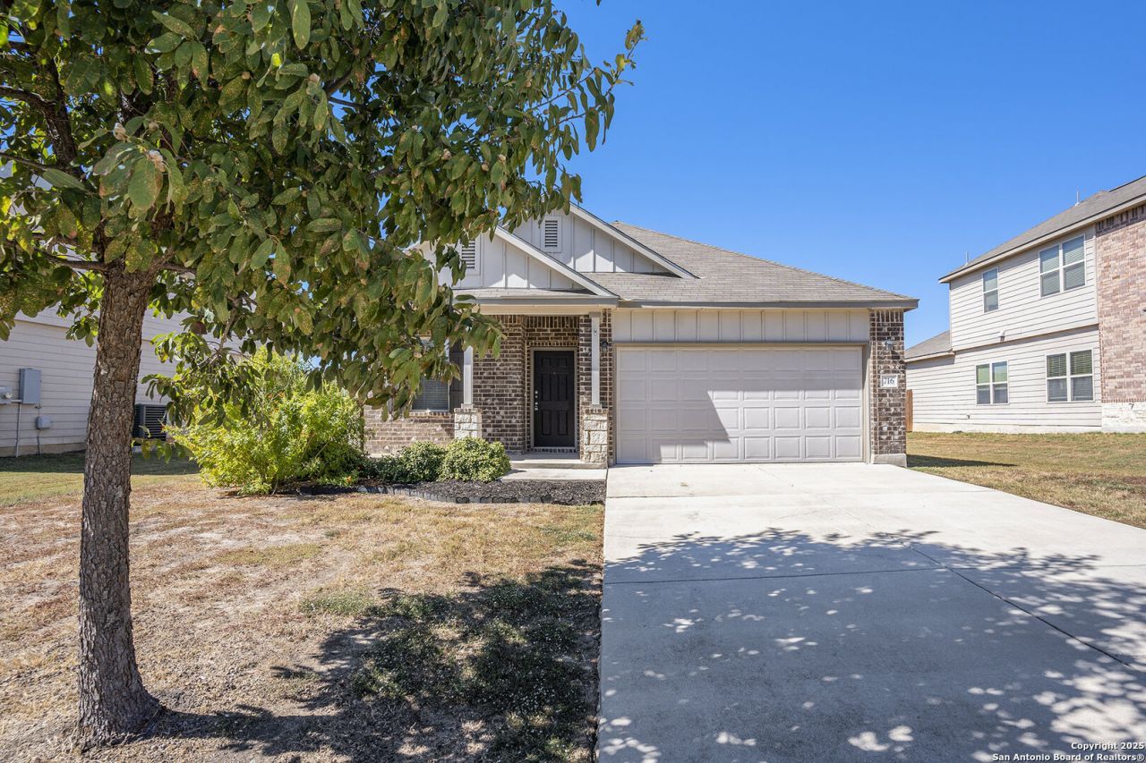 716 Morgans, New Braunfels, TX 78130 Main Photo