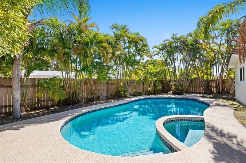 806 SE 9th Avenue, Deerfield Beach, FL 33441 Photo