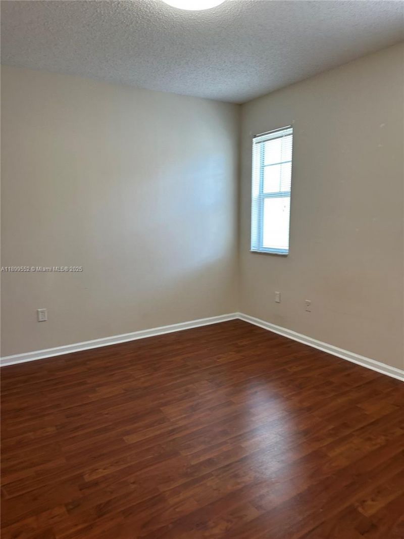 5840 W Sample Rd, Unit 306, Coral Springs, FL 33067 Photo