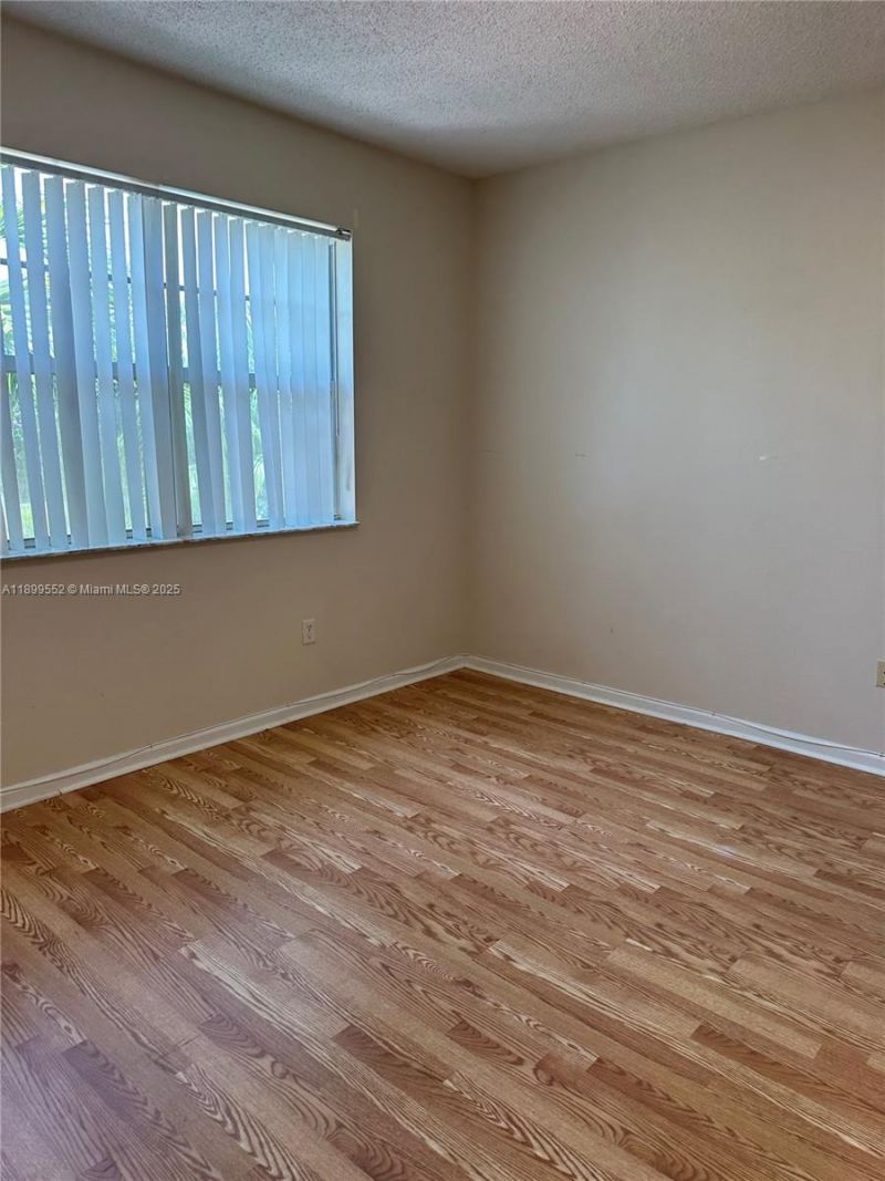 5840 W Sample Rd, Unit 306, Coral Springs, FL 33067 Photo