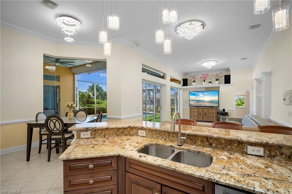 5024 SW 8th Pl, Cape Coral, FL 33914 Photo