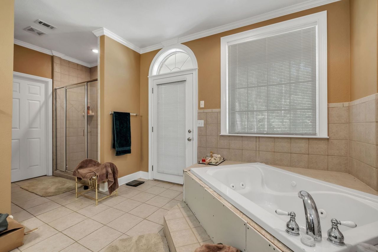 6452 Mary Lake Court, Tallahassee, FL 32311 Photo