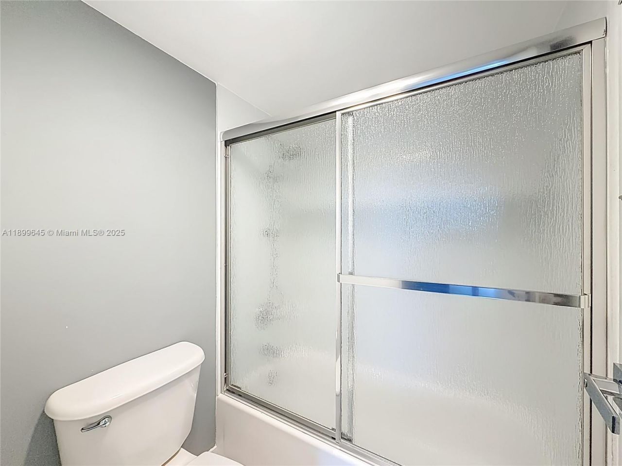 20301 W Country Club Dr, Unit 2428, Aventura, FL 33180 Photo