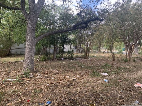 208 Mercedes, San Antonio, TX 78207