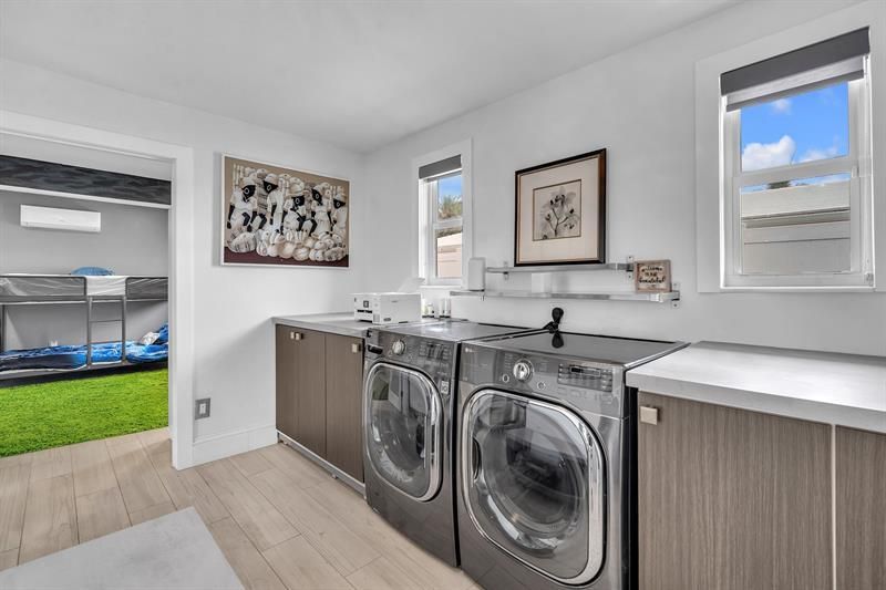 2212 NE 32nd Avenue, Fort Lauderdale, FL 33305 Photo