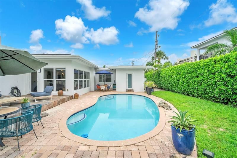 2212 NE 32nd Avenue, Fort Lauderdale, FL 33305 Photo