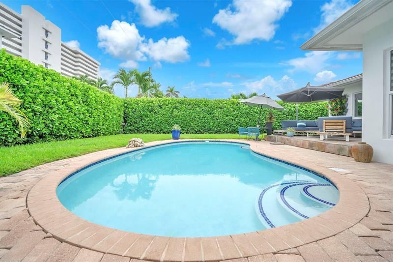 2212 NE 32nd Avenue, Fort Lauderdale, FL 33305 Photo