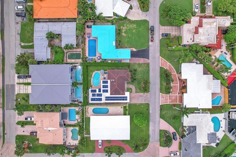 2212 NE 32nd Avenue, Fort Lauderdale, FL 33305 Photo