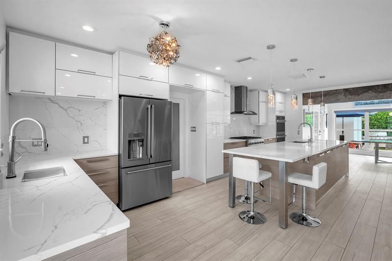 2212 NE 32nd Avenue, Fort Lauderdale, FL 33305 Photo