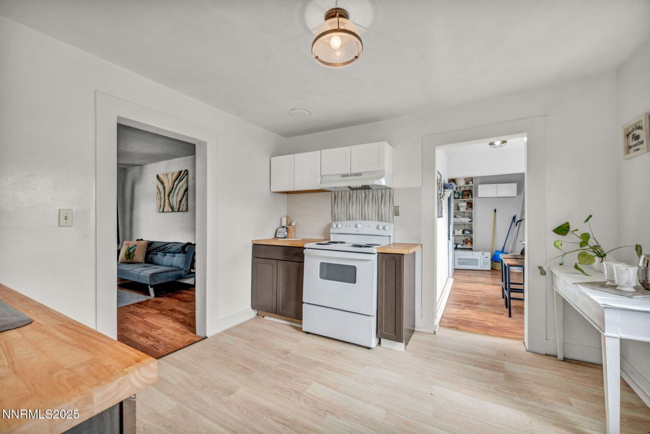 240 S Center Street, Yerington, NV 89447 Photo