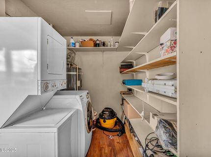 240 S Center Street, Yerington, NV 89447 Photo