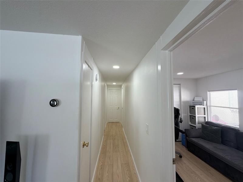 5221 SW 25th Avenue, Fort Lauderdale, FL 33312 Photo