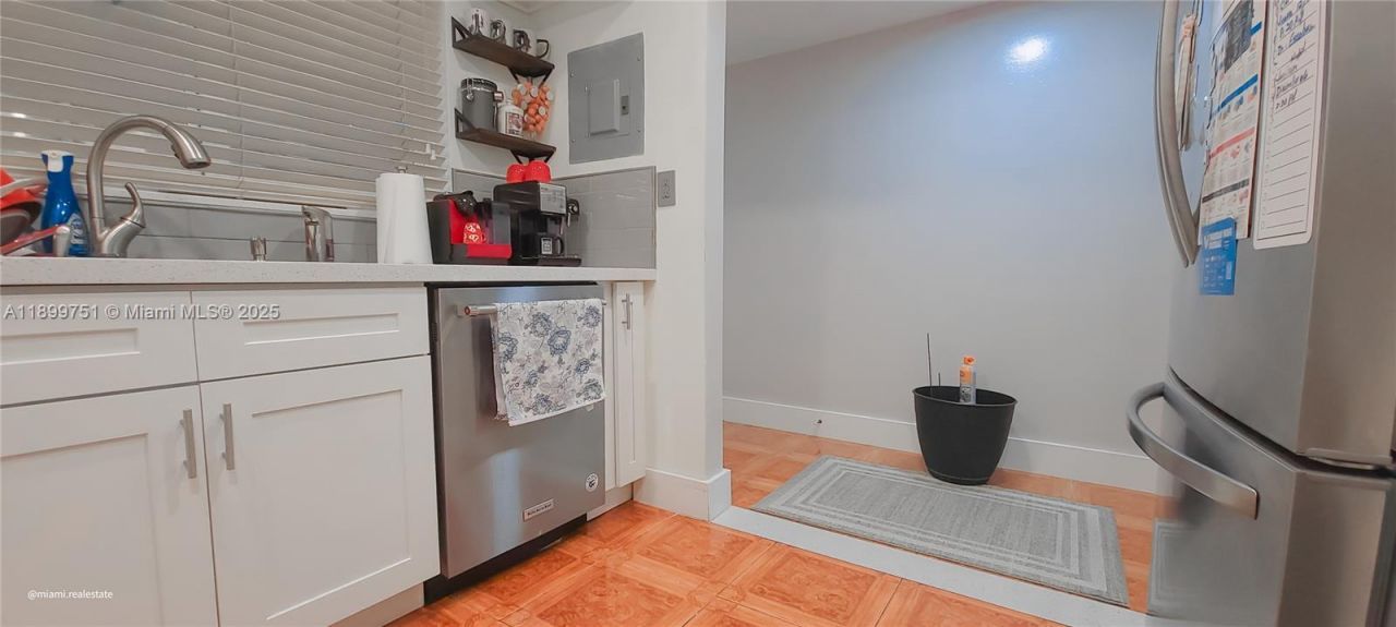 1080 Del Lago Cir, Unit 201, Sunrise, FL 33313 Photo