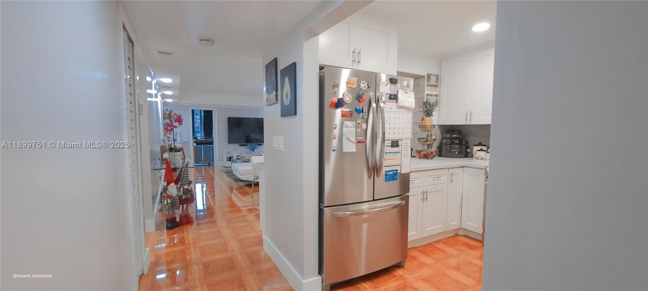 1080 Del Lago Cir, Unit 201, Sunrise, FL 33313 Photo