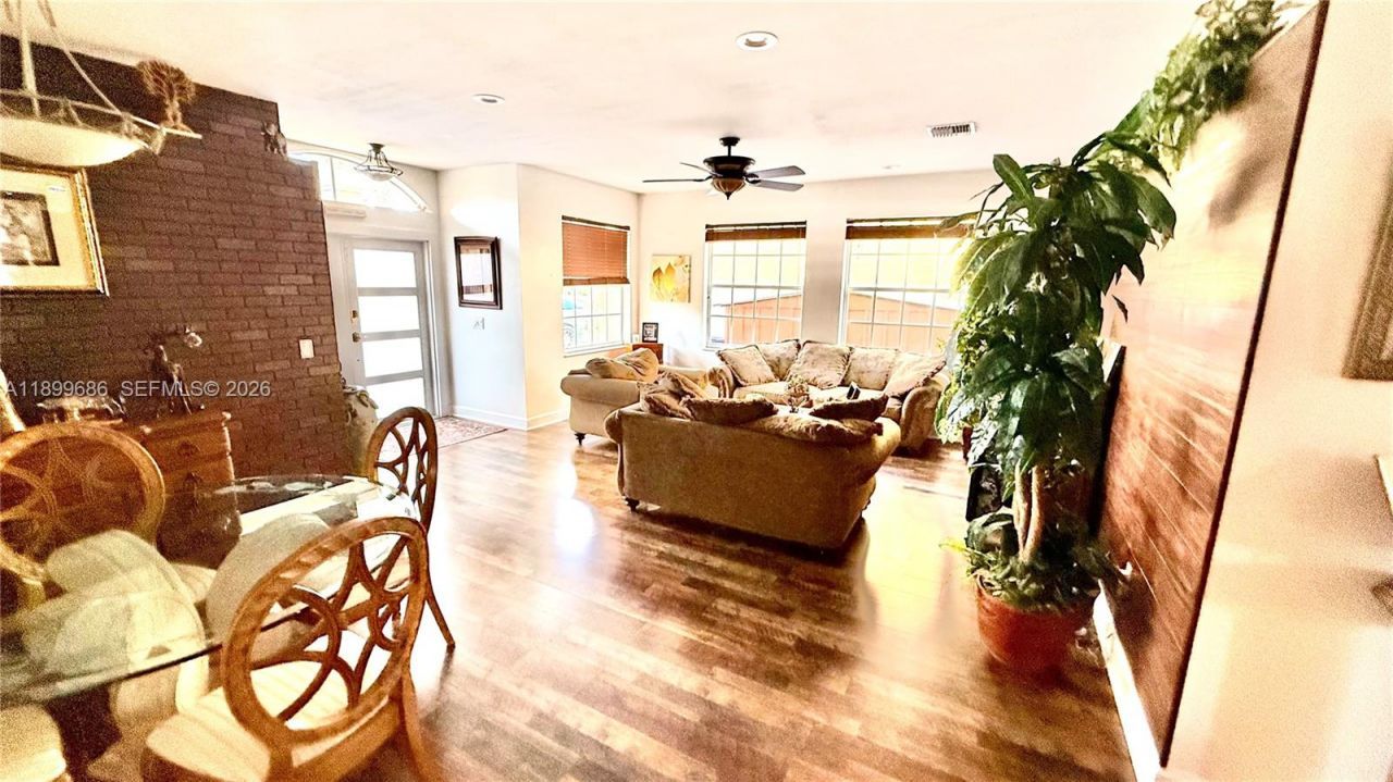 2271 NW 159th Ave, Pembroke Pines, FL 33028 Photo