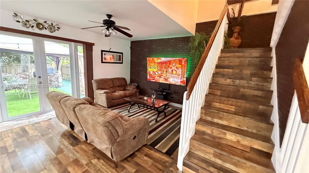 2271 NW 159th Ave, Pembroke Pines, FL 33028 Photo