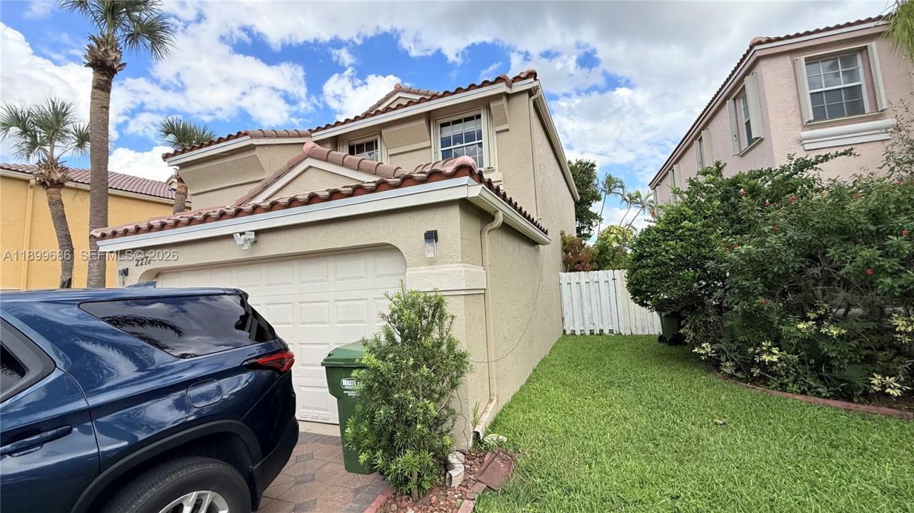 2271 NW 159th Ave, Pembroke Pines, FL 33028 Photo