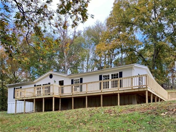 2399 Spicewood Road, Kenna, WV 25248
