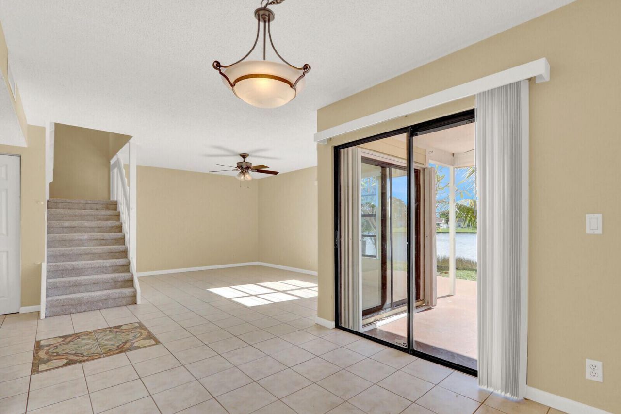 703 Stonewood Court, Unit 16b, Jupiter, FL 33458 Photo
