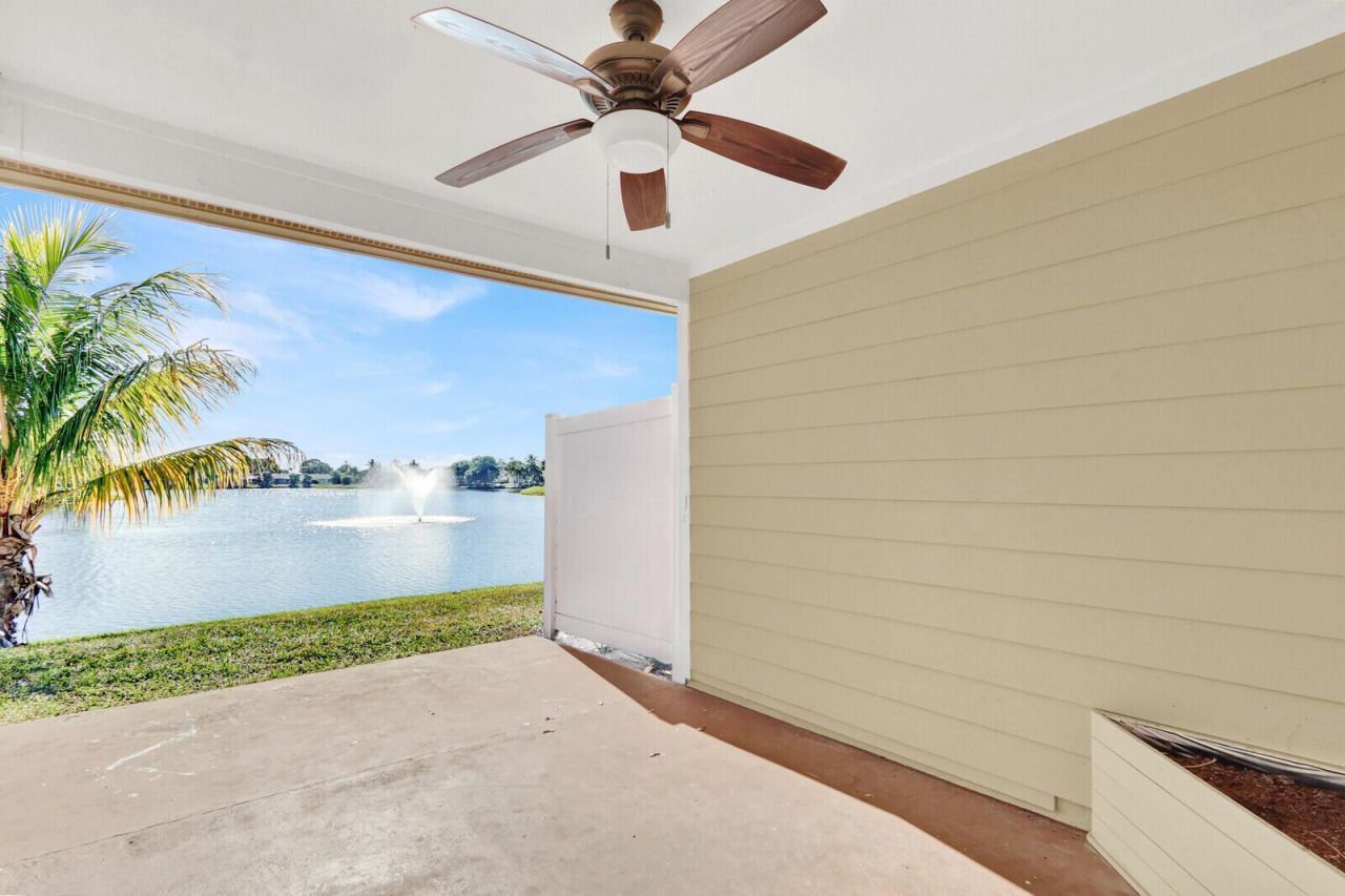 703 Stonewood Court, Unit 16b, Jupiter, FL 33458 Photo