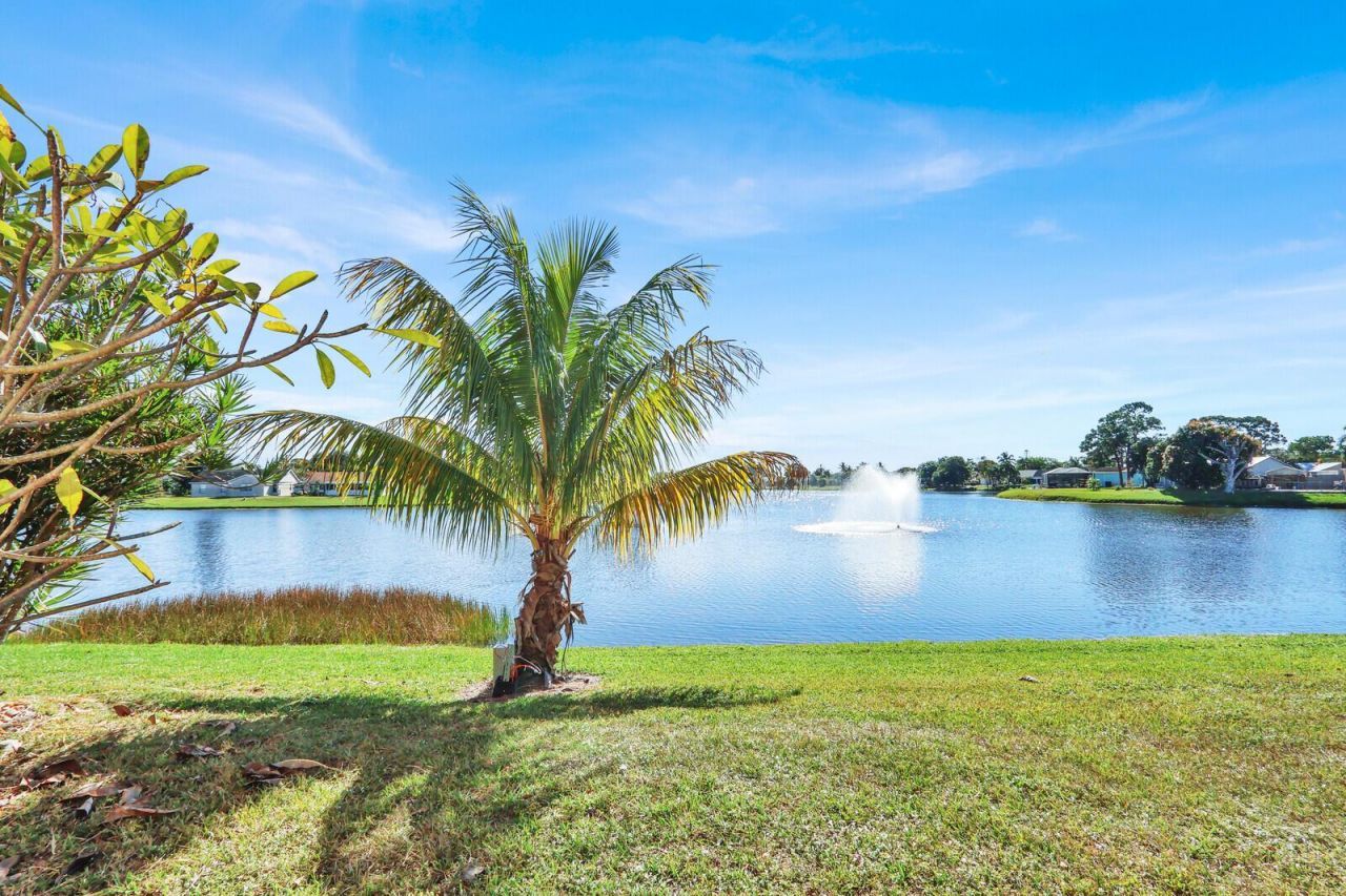 703 Stonewood Court, Unit 16b, Jupiter, FL 33458 Photo